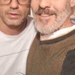 Aos 53 anos, ex-galã da Globo celebra três décadas de união com o marido: ‘Amo essa história’