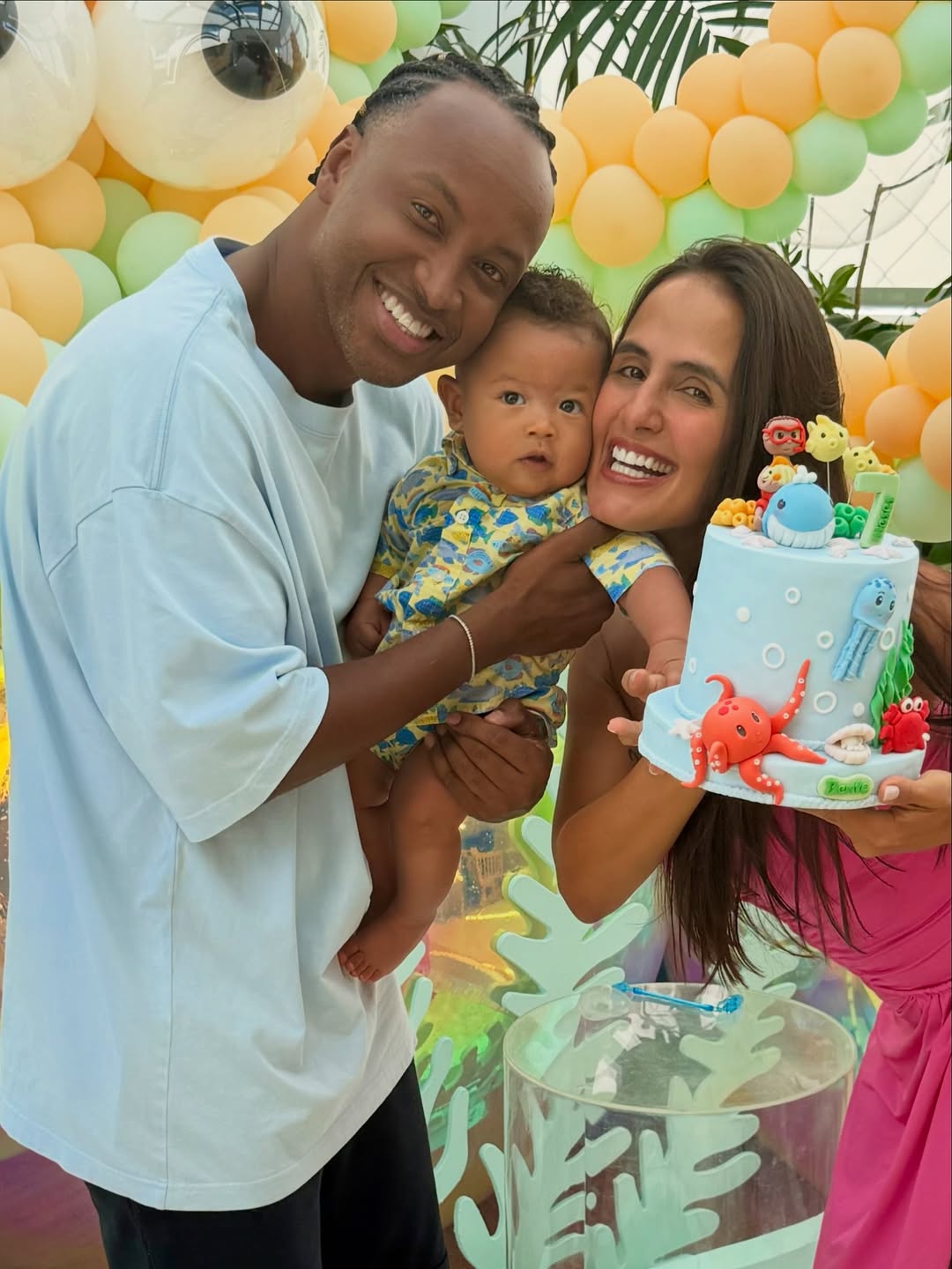 Thiaguinho e Carol Peixinho celebram 7 meses do filho, Bento - Foto: Reprodução / Instagram @carolpeixinho 