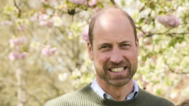 Príncipe William e Kate Middleton exibem foto inédita com os três filhos: ‘Família linda’