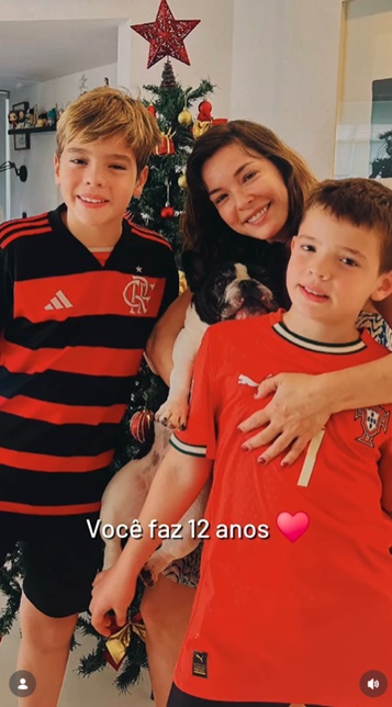 Regiane Alves com os filhos - Foto: Reprodução / Instagram @regianealves