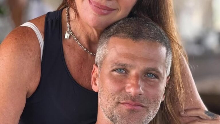 Aos 44 anos, Bruno Gagliasso surge em fotos raríssimas com a sogra: ‘Um filho’