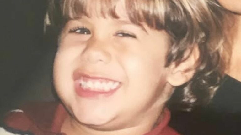 Quem é? Menino da foto faz 28 anos, segue carreira do pai e divide guarda dos filhos com milionária