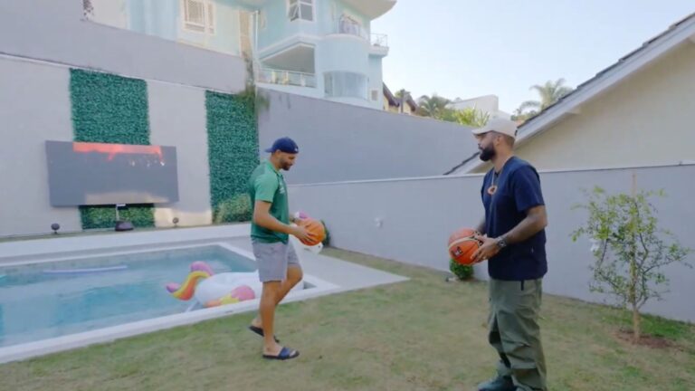 Convocado, goleiro de 38 anos que desmaiou de emoção possui mansão luxuosa de 700 m²