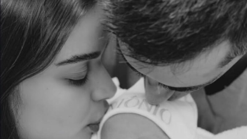 Gabriella Mustafá e familia - Foto: Reprodução/Instagram