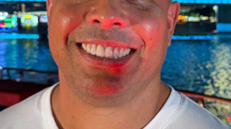 Aos 49 anos, famoso jogador de futebol decide não deixar herança de R$ 1 bilhão para filhos