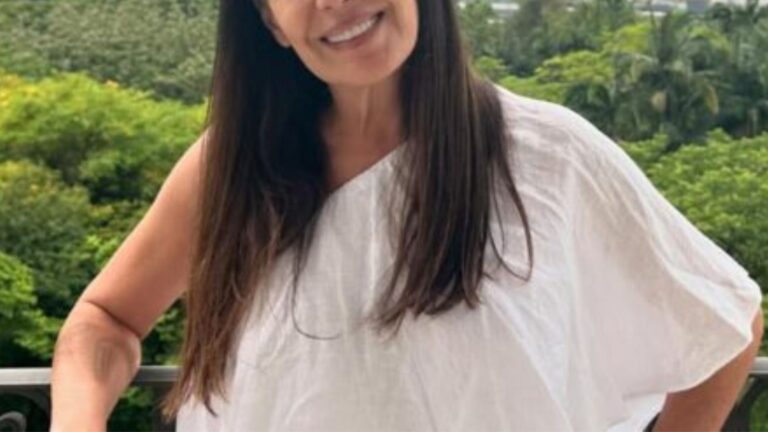 Aos 58 anos, ex-atriz da Globo relembra assassinato do pai e desabafa: ‘Isso me mudou completamente’