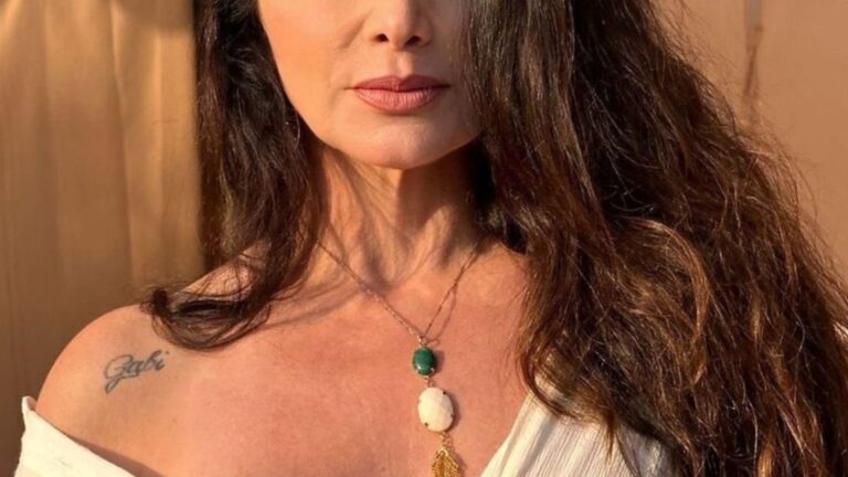 Aos 54 anos, atriz revela reação da filha sobre sua orientação sexual após nova descoberta