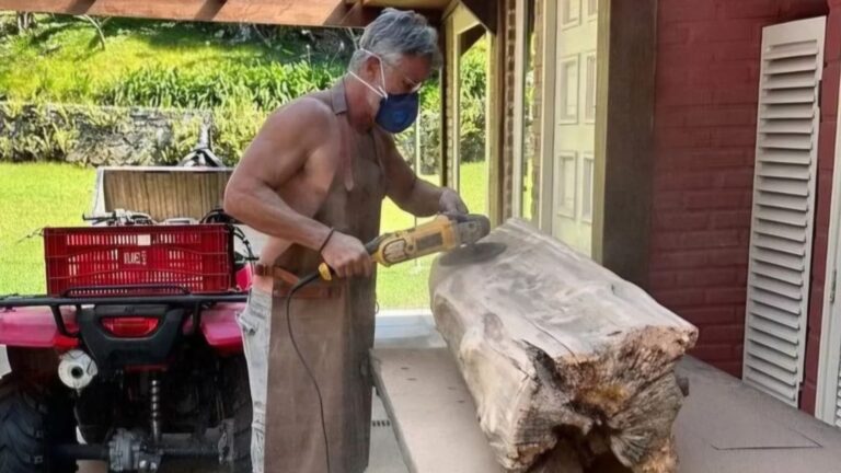 Aos 63 anos, ator milionário vive isolado em sítio e planta o próprio alimento