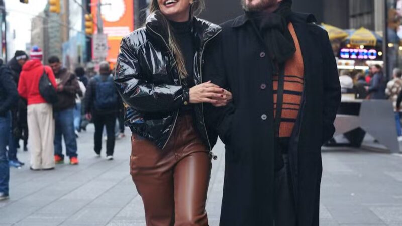 Aos 44 anos, atriz afastada das novelas há anos é filha de diretor famoso e constrói vida em Nova York