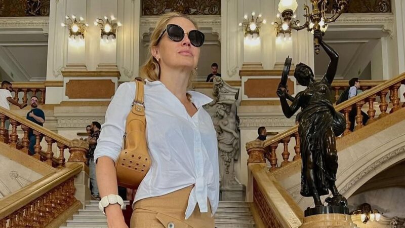Longe das novelas, atriz de 51 anos atua como corretora de imóveis de luxo após temporada na França