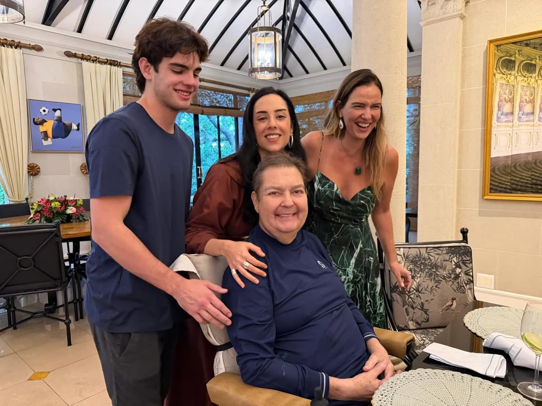 Faustão comemora aniversário em família — Foto: Reprodução/Instagram