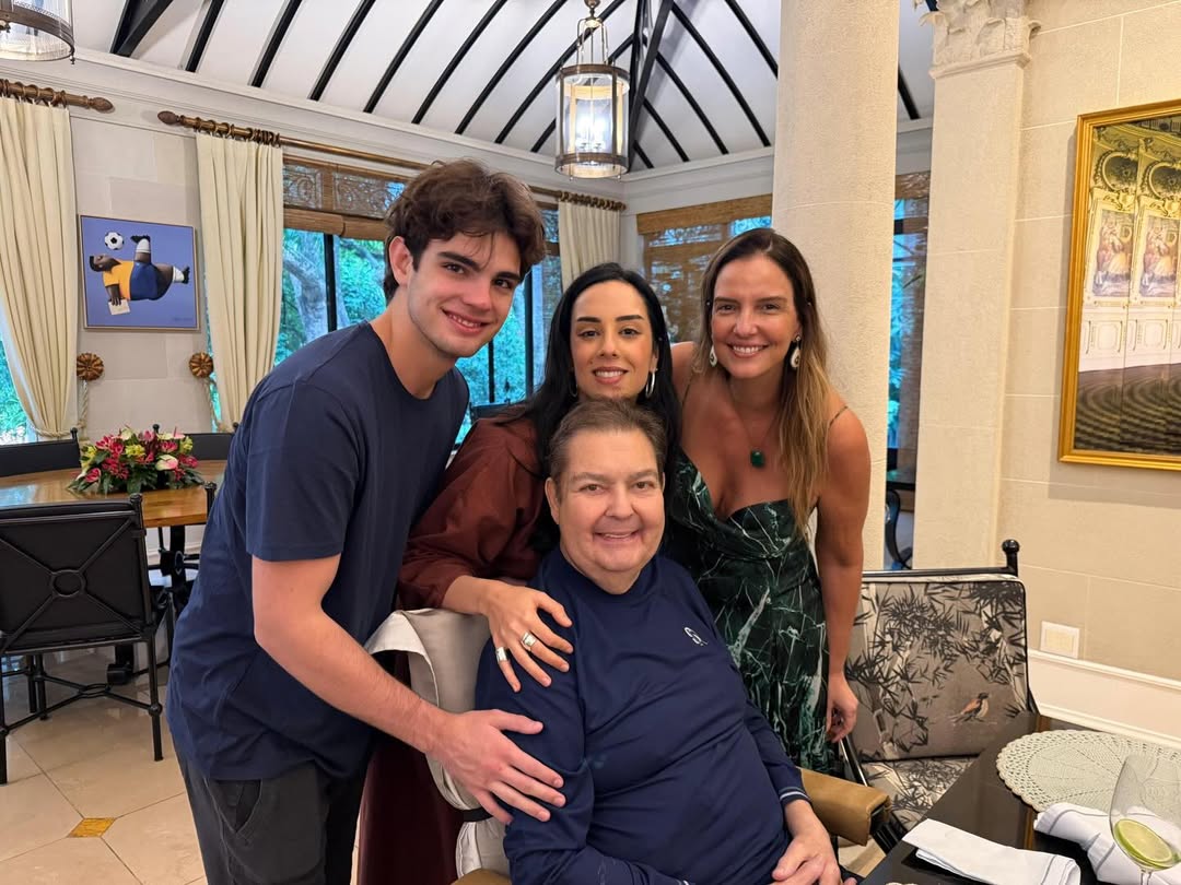 Faustão comemora aniversário em família — Foto: Reprodução/Instagram