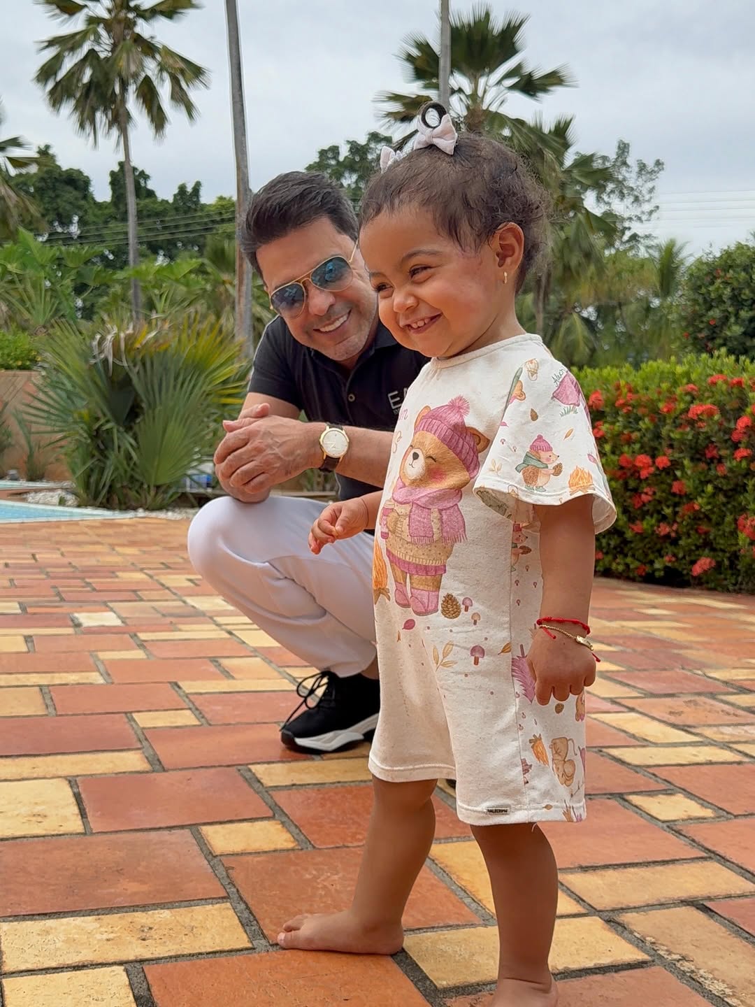 Zezé Di Camargo e Graciele Lacerda são pais de Clara – Foto: Reprodução / Instagram @zezedicamargo