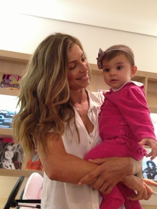 Grazi Massafera com a filha, Sofia – Foto: Reprodução / Instagram @massafera