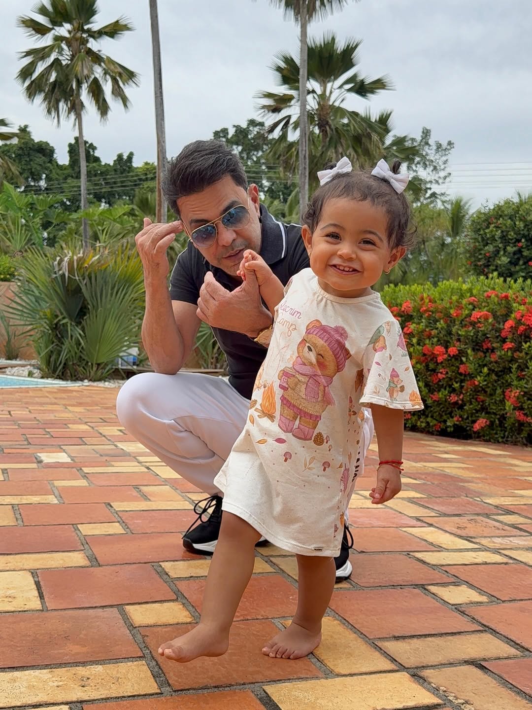 Zezé Di Camargo e Graciele Lacerda são pais de Clara – Foto: Reprodução / Instagram @zezedicamargo