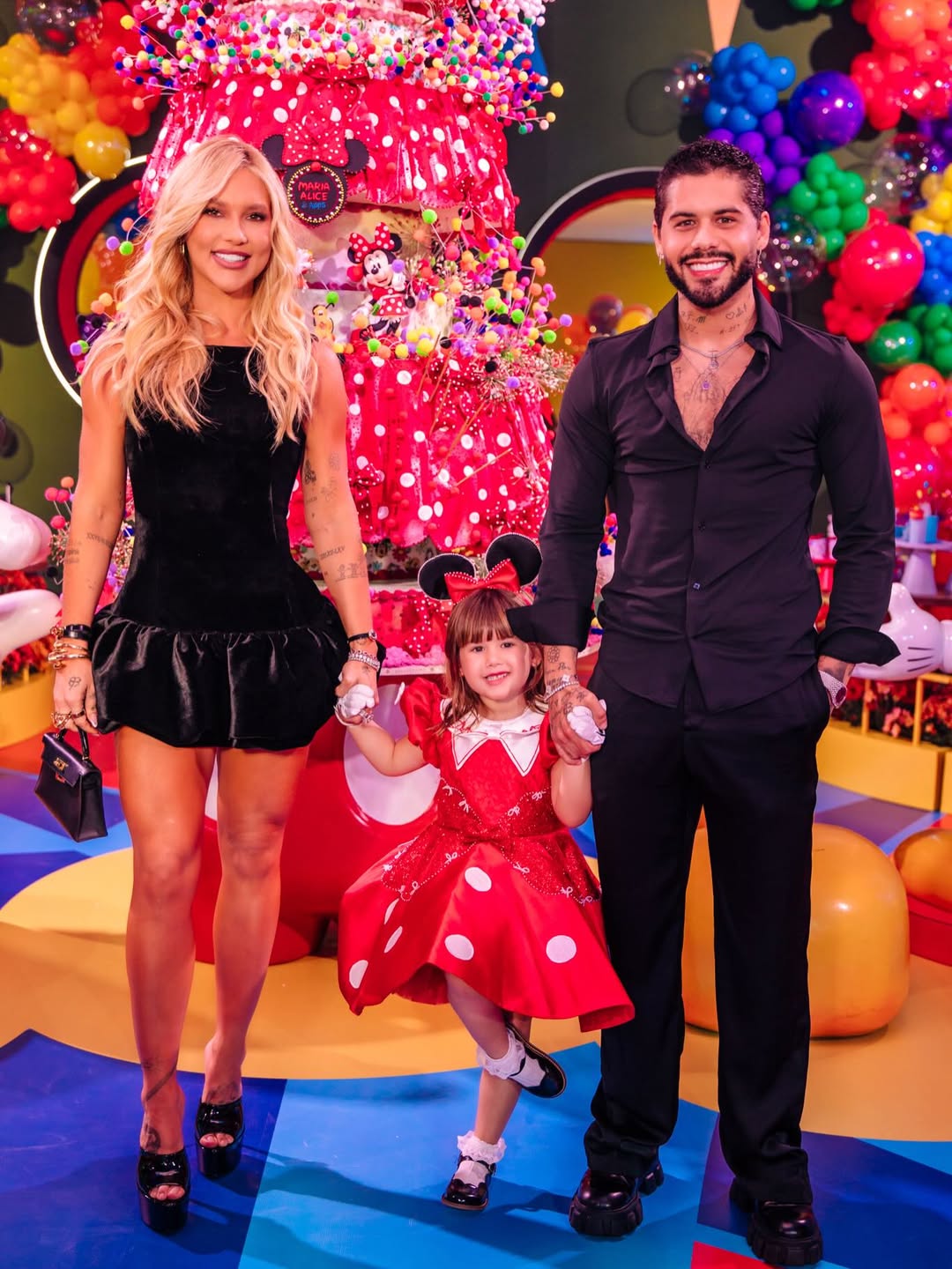 Virginia Fonseca e Zé Felipe com os filhos — Foto: Reprodução/Instagram