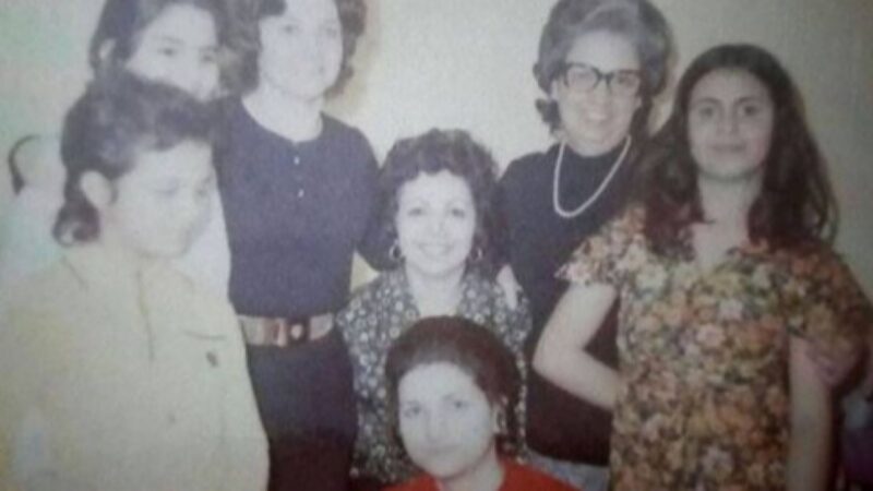 Aos 62 anos, cantora famosa que marcou o Brasil nos anos 1980 é irmã de ícone da música