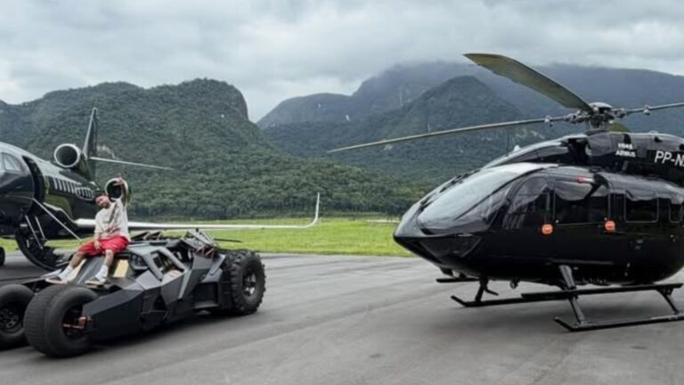 Com fortuna bilionária, jogador de 34 anos ostenta helicóptero personalizado de R$ 15 milhões