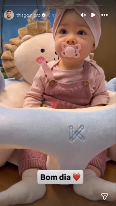 Filha de Thiago Nigro e Maíra Cardi encanta em novas fotos – Foto: @thiago.nigro