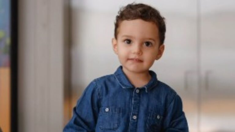 Filho caçula de Carol Celico ganha festa simples em seu aniversário de 2 anos