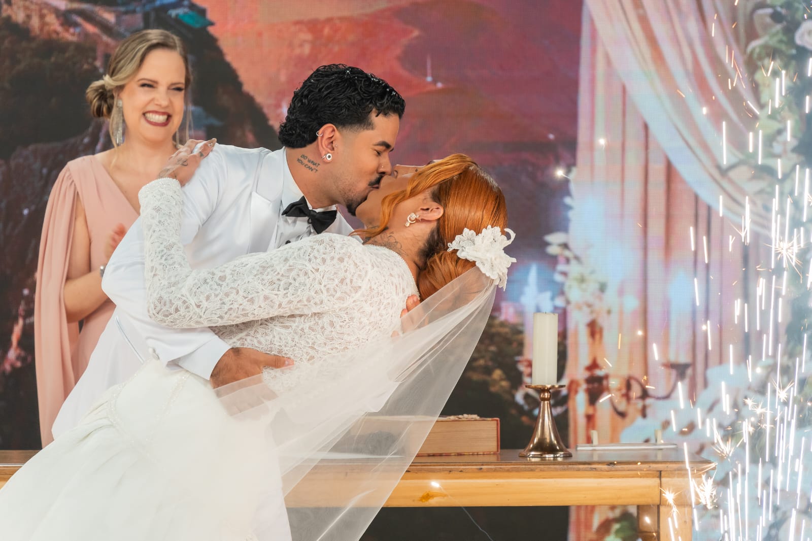 Pepita e Kayque no programa 'Fábrica de Casamentos' - Foto: Danilo Máximo/Divulgação