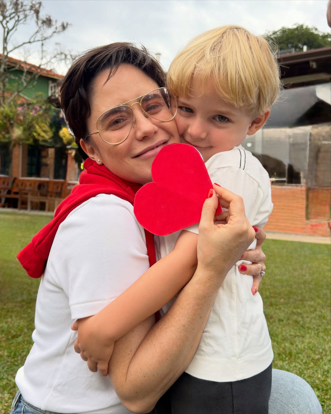 Fernanda Vasconcellos com o filho, Romeo - Foto: Reprodução / Instagram @cassioreis