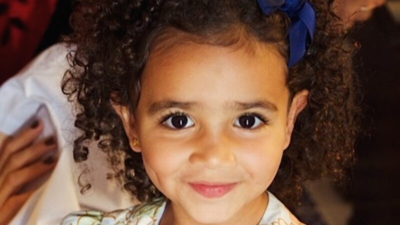 Filha de Luciqana Mello