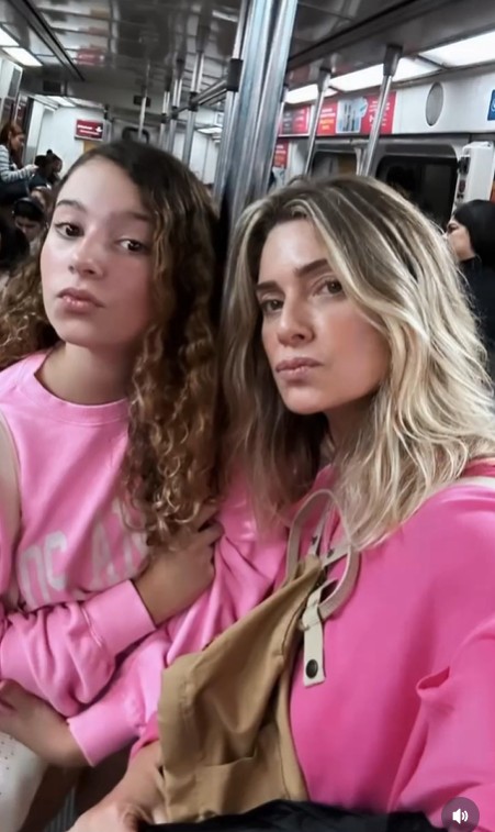 Leticia Spiller com a filha, Stella - Foto: Reprodução / Instagram @leticiaspiller