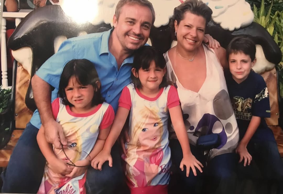 Gugu Liberato e Rose Miriam com os filhos - Foto: Reprodução / Instagram @rosemiriamoficial
