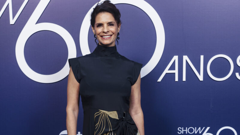 Helena Ranaldi recebe declaração do marido oito anos mais novo: ‘Meu amor’