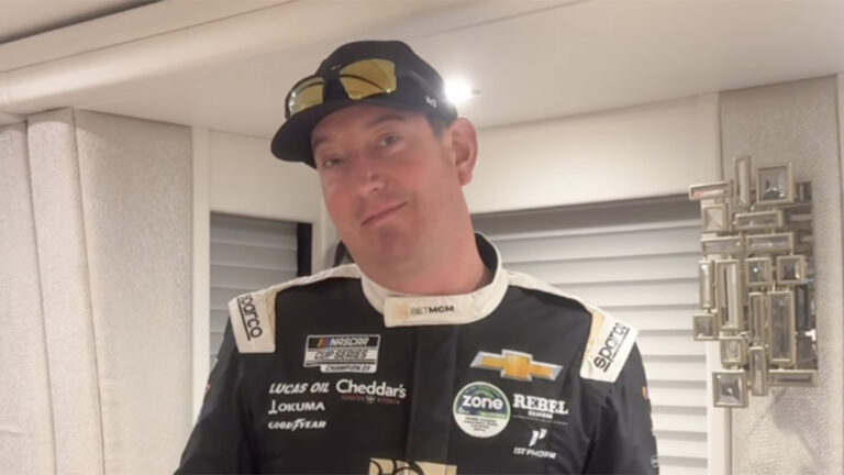 Causa da morte de piloto da NASCAR de 41 anos é revelada