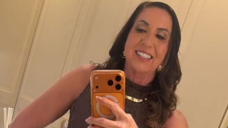 Mãe de Virginia Fonseca chama atenção com look elegante na festa de aniversário da neta
