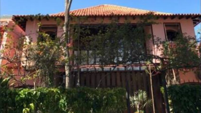 Afastado da TV desde 2017, ex-ator da Globo de 76 anos vive em mansão discreta no Rio