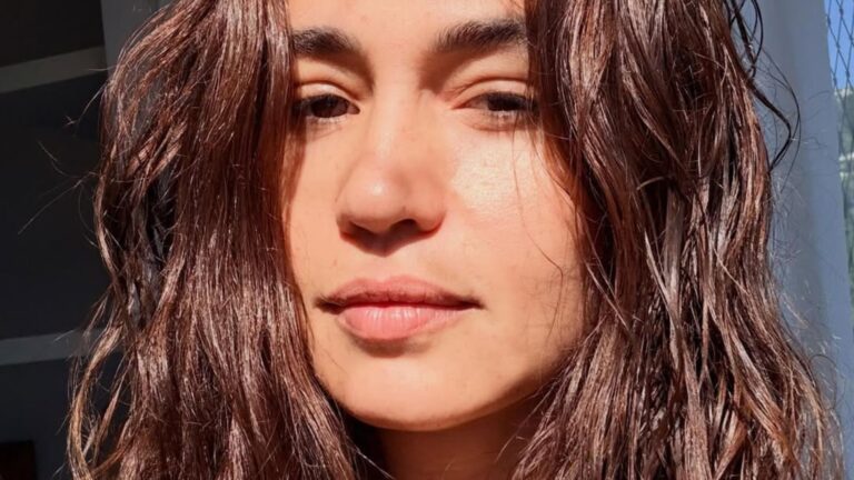 Solteira, Nanda Costa levanta rumores de novo affair com ex-nora de Preta Gil