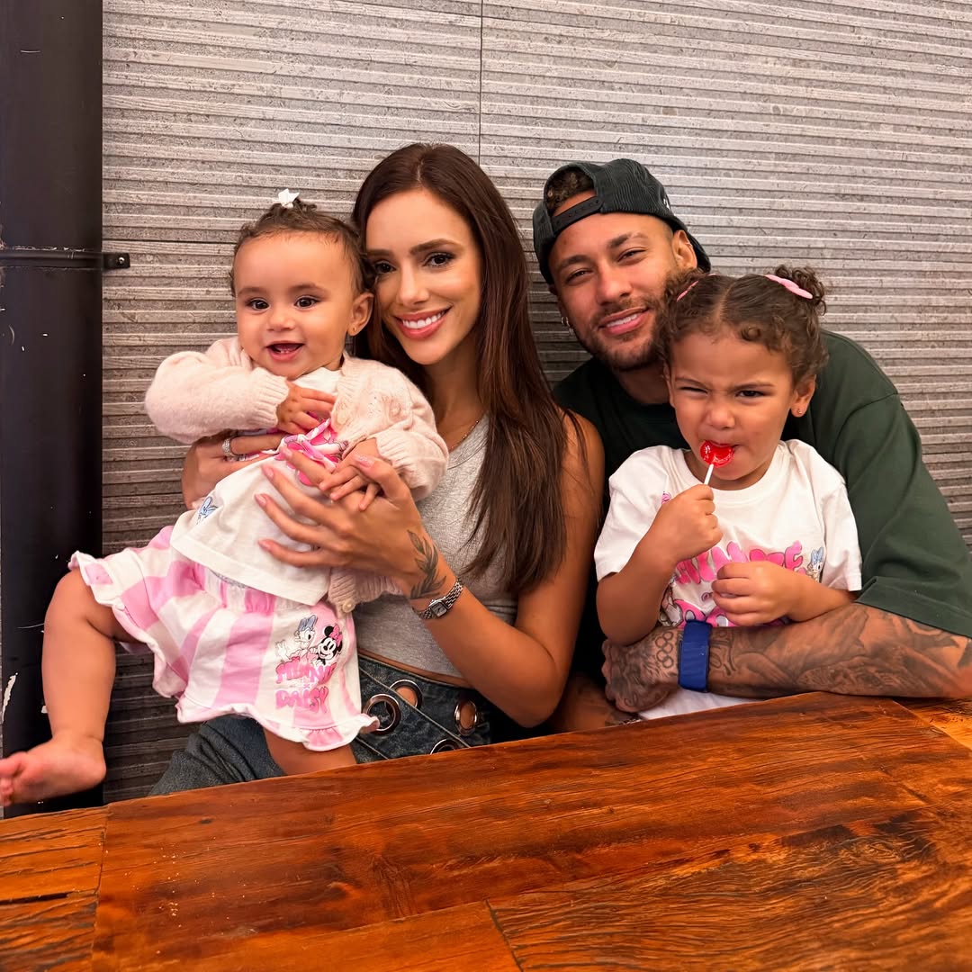 Neymar Jr e Bruna Biancardi são pais de Mavie e Mel - Foto: Reprodução / Instagram @brunabiancardi