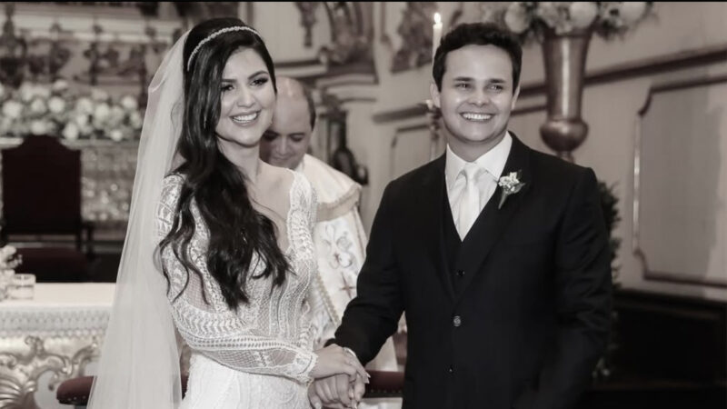 Acabou! Sertanejo Matheus se separa da esposa após 14 anos de casamento
