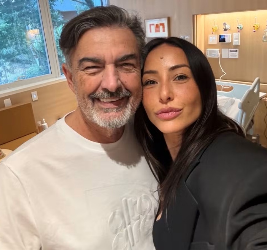 Sabrina Sato com o pai, Omar