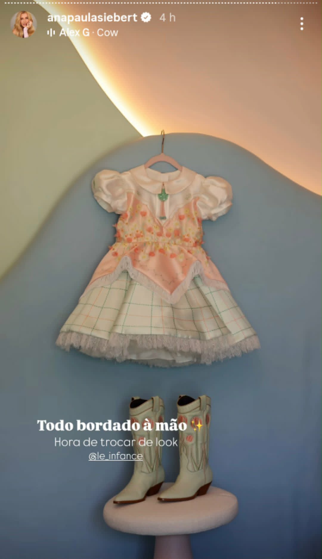 Segundo look do aniversário de Vicky Justus
