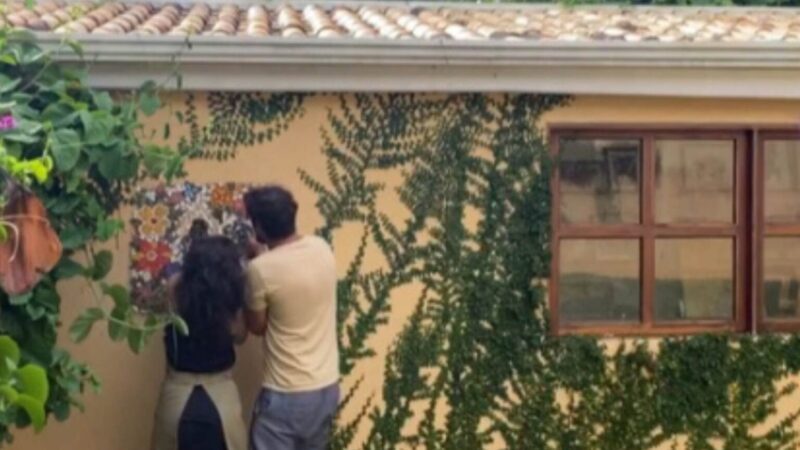Aniversariante do dia, galã da Globo opta por vida simples e vive em sítio isolado com a esposa