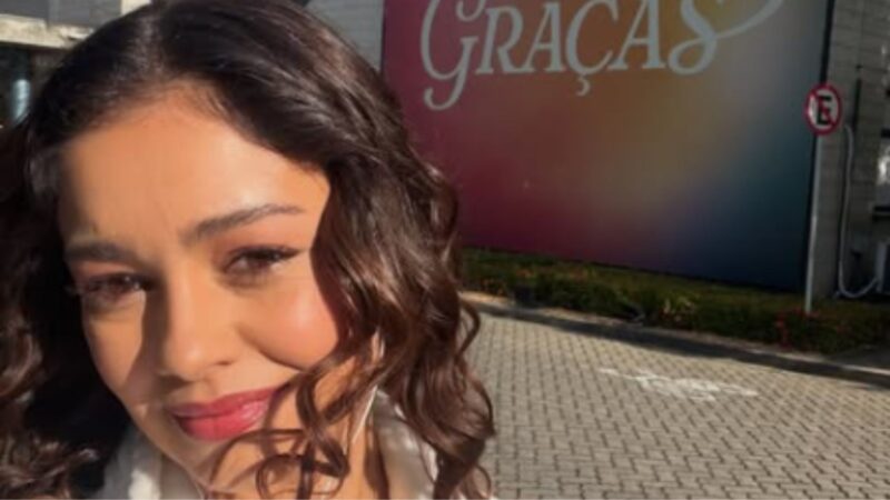 Sophie Charlotte comemora o fim das gravações de ‘Três Graças’