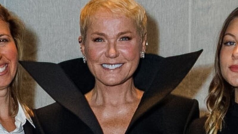 Xuxa Meneghel com a irmã e as sobrinhas - Foto: Clayton Felizardo / Brazil News