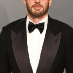 Aos 45 anos, galã de Hollywood compra mansão luxuosa após casamento secreto