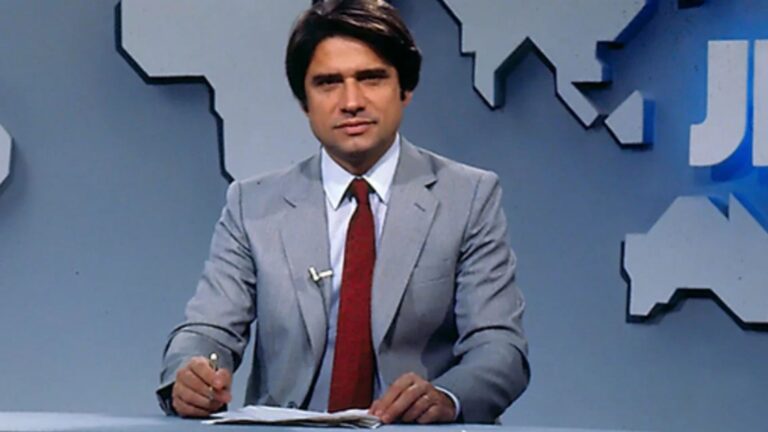 Aos 85 anos, ex-âncora do Jornal Nacional usa barba longa e boné como disfarce