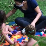Longe das novelas, atriz de 38 anos muda de vida e cria “creche” no próprio quintal