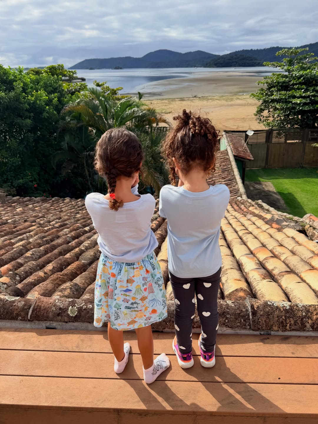 Nanda Costa é mãe das gêmeas Kim e Tiê - Foto: Reprodução / Instagram @nandacosta