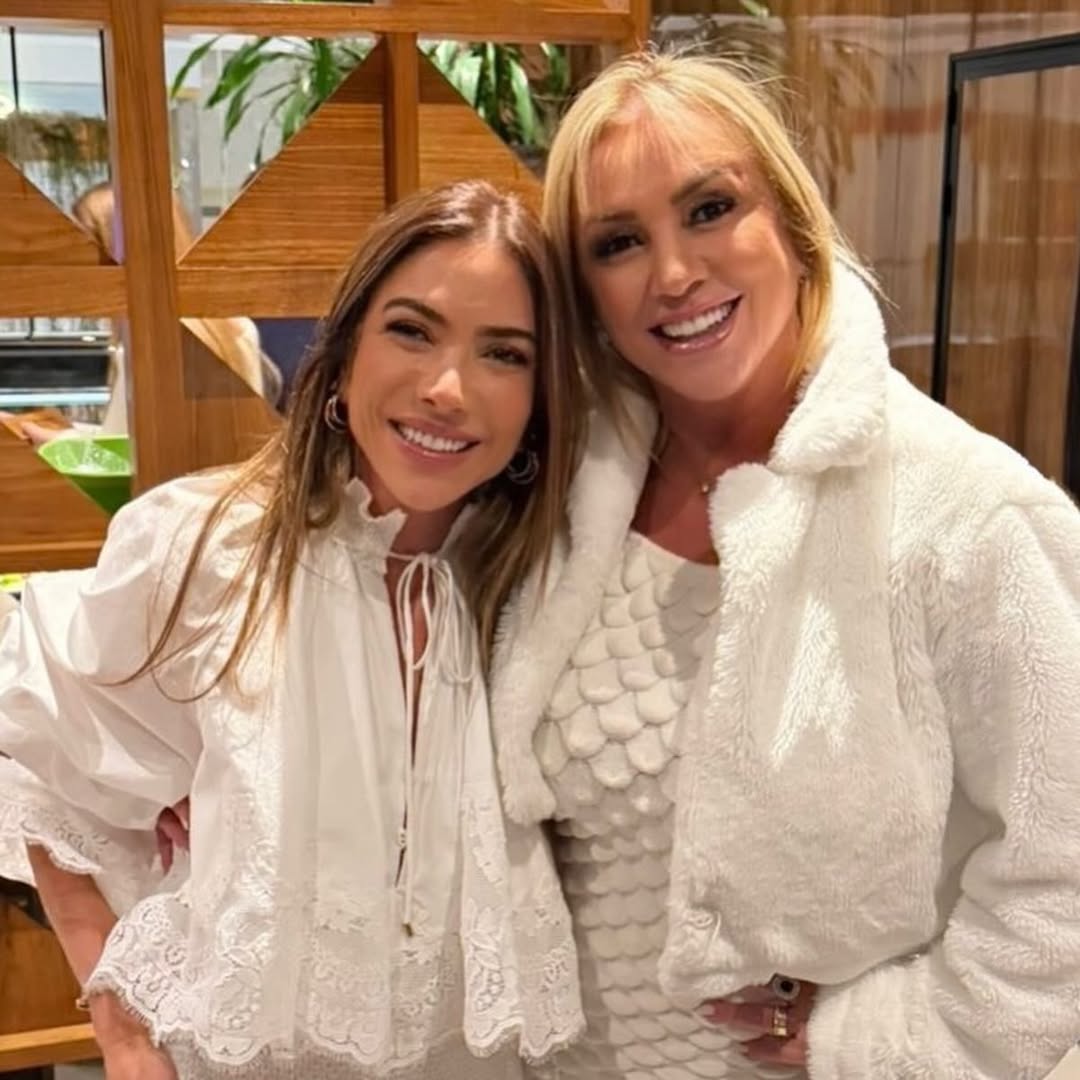 Patrícia Abravanel e a segunda Patrícia Abravanel da família — Foto: Reprodução/Instagram