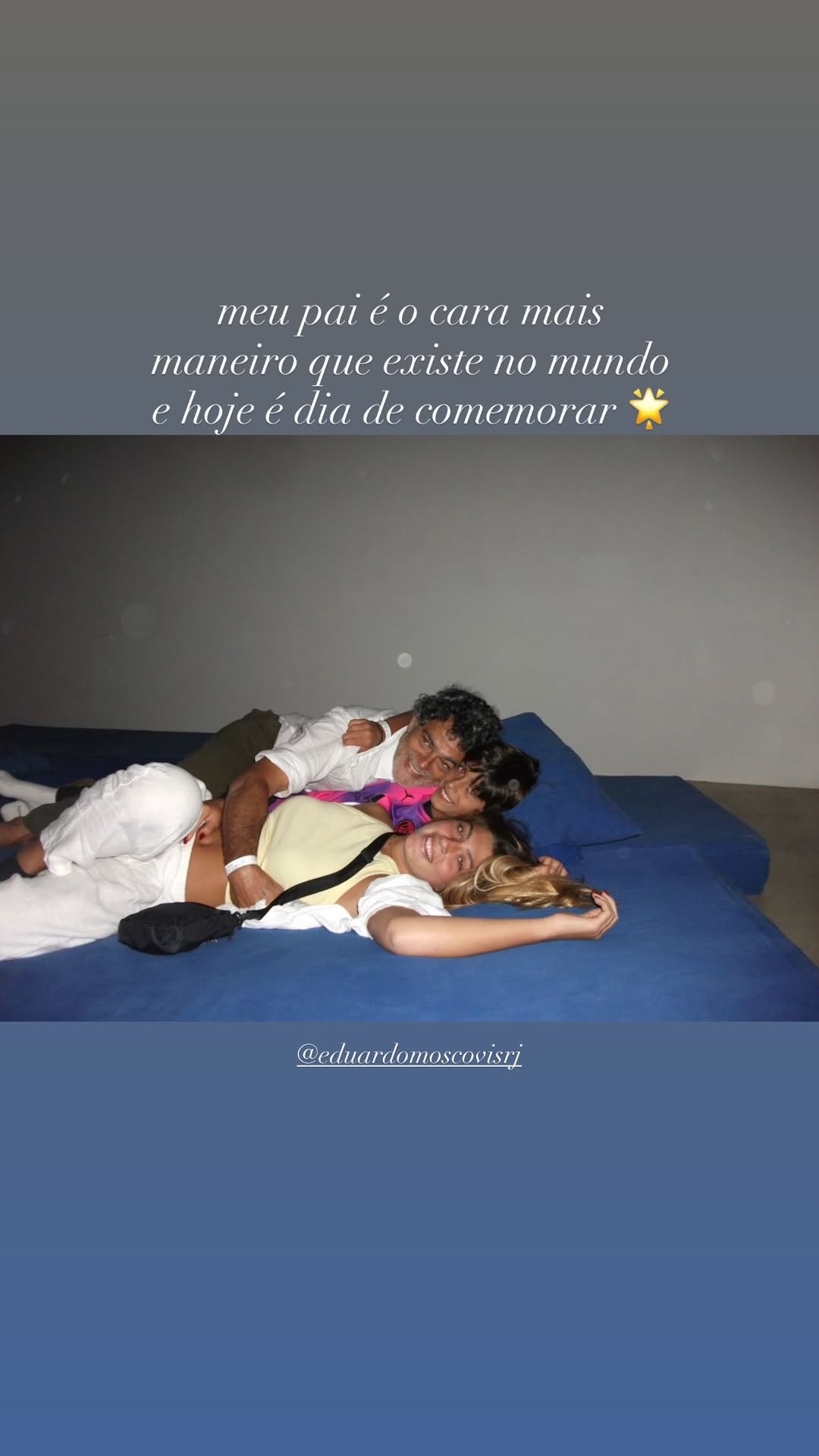 Manuela Howlett homenageia Eduardo Moscovis — Foto: Reprodução/Instagram