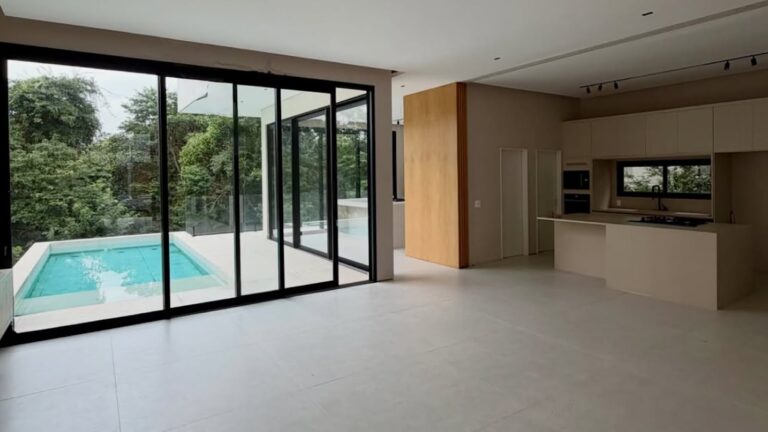 Ex-BBB finaliza obras de casa sustentável com iluminação natural em área nobre de São Paulo