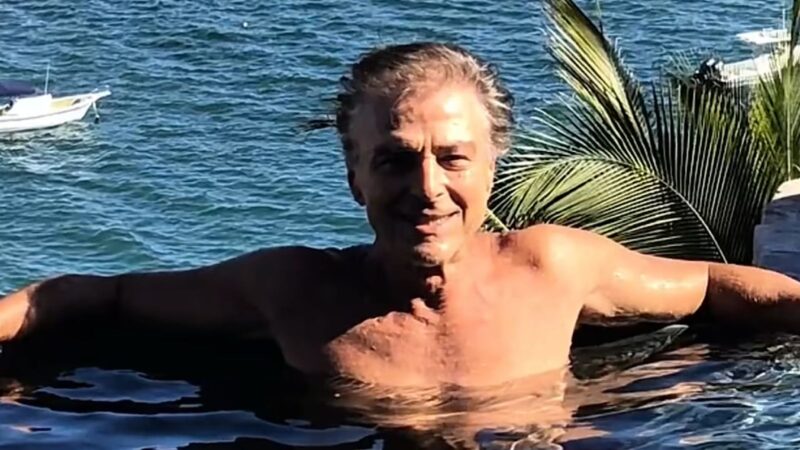 Longe das novelas há mais de uma década, ator de 79 anos tem refúgio cercado pela natureza em bairro nobre de São Paulo