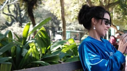 Discreta, Andréia Horta surpreende ao mostrar foto rara com a filha de 1 ano